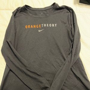 NIKE ORANGETHEORY Coach long sleeve